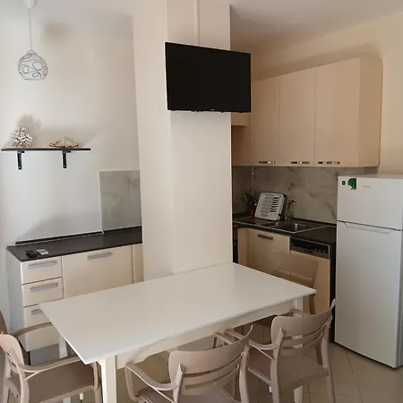 Mani 3 Apartment Durres
